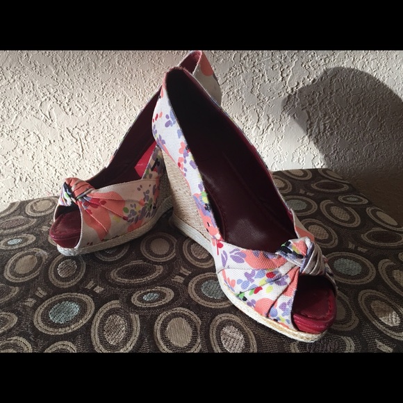 Zara Woman Floral Wedge- Size 8