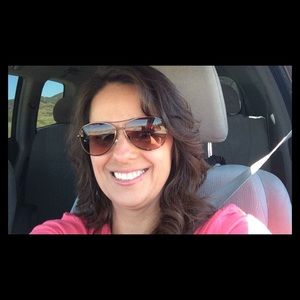 Meet your Posher, Veronica