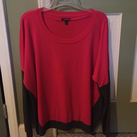 hot pink & dark gray sweater. very soft