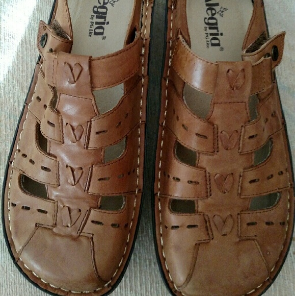 *CCO* New Alegria Casual Shoes REDUCED PRICE!