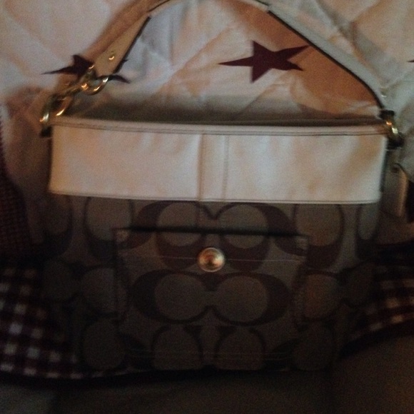 Medium coach bag