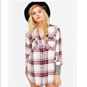 BDG plaid button down Medium