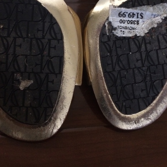 Diane Von Furstenberg Gold Slingback Sandals - Picture 4 of 4