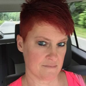 Meet your Posher, Denise