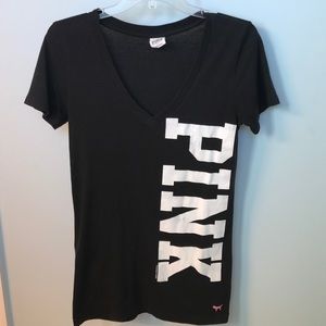 VS Pink. Black T-shirt. Size small