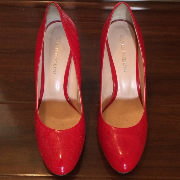 Carlo Pazolini Candy Apple Red Faux Lizard Pumps - Picture 3 of 4