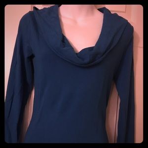 Lucy Athletic Pullover hooded top xs