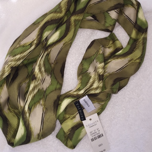 Talbots's Scarf - Picture 1 of 3