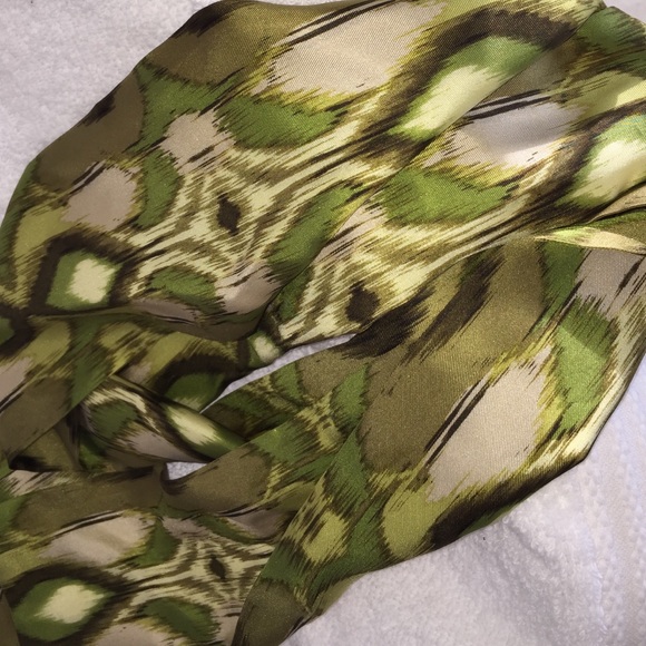 Talbots's Scarf - Picture 3 of 3