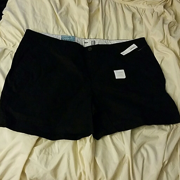 Black Old navy shorts