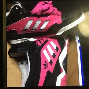 Adidas Sneakers size 7