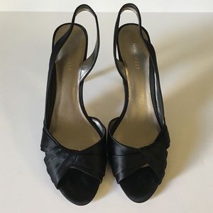 Nine West black satin sling back pump