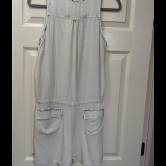 Beautiful Button down jumper with adjustable waist - Picture 3 of 3