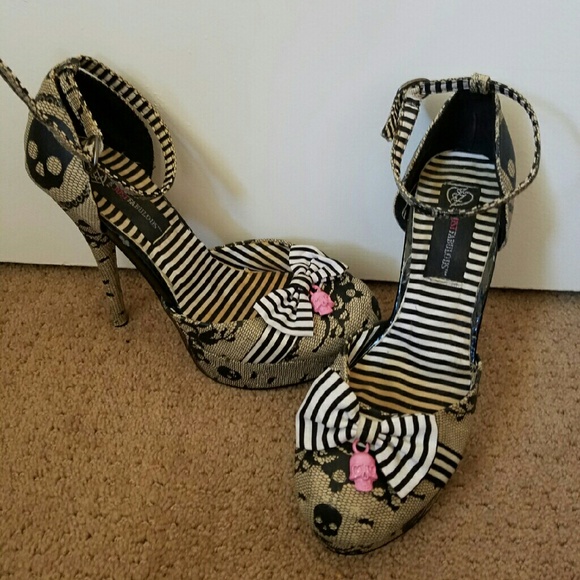 Iron Fist Shoes - Iron Fist Skull Lace Days Heels