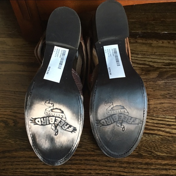 New Freebird Nest leather ankle booties boots 9 - Picture 3 of 4