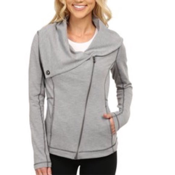 Like new Lucy zip up