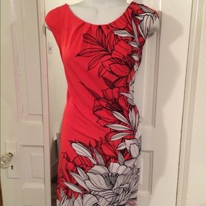 Dress EUC 14 London Times