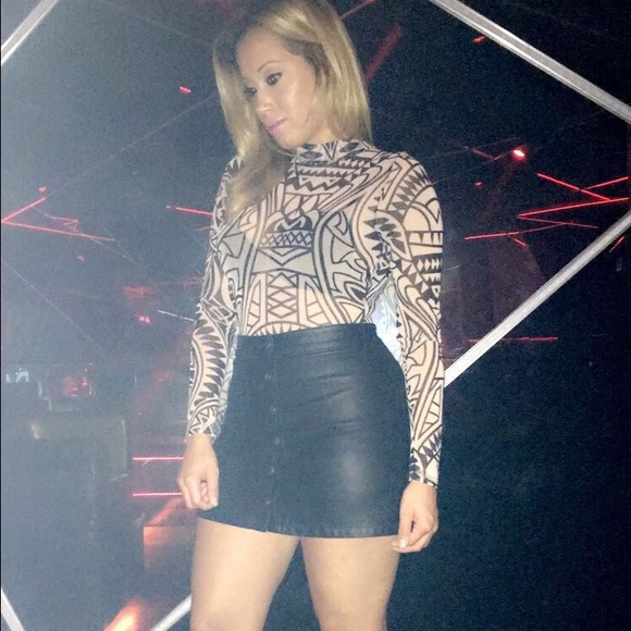 Leather skirt