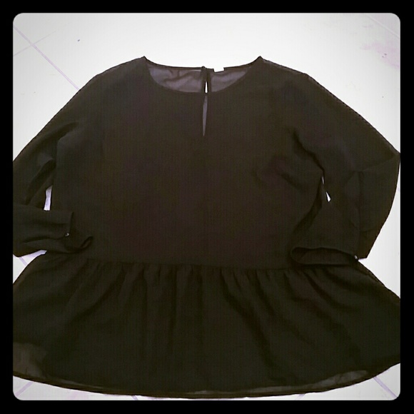 Old Navy sheer peplum top