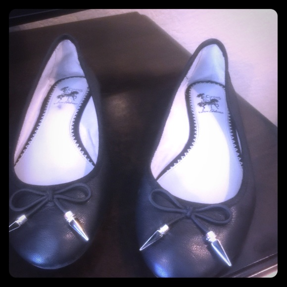 Sam Edelman Black Leather Ballerina flats