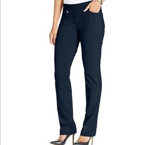 Curvy fit- slim leg pants