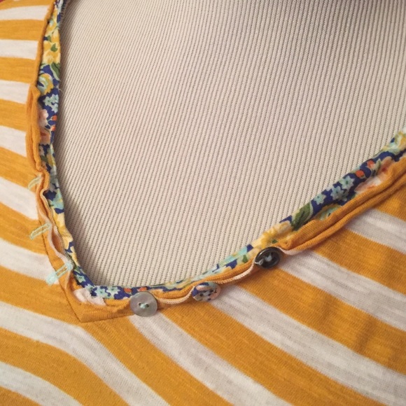 Anthropologie Top XS - Picture 3 of 4