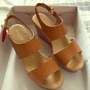 Cognac Aldo wedges
