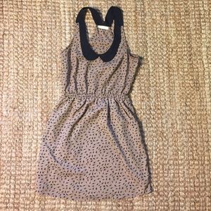 Peter Pan collar dress