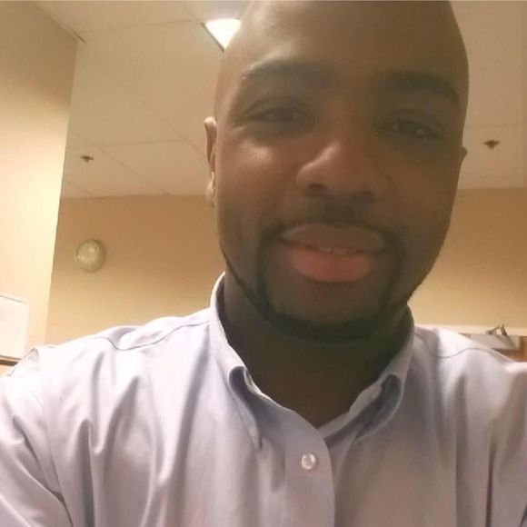 Meet your Posher, Ahmad - Picture 1 of 1