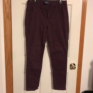 Old Navy merlot rockstar skinny pant size 14