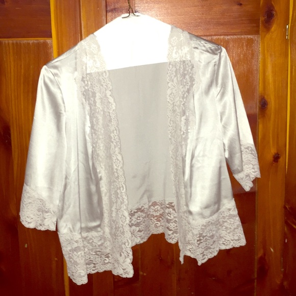 Express 3/4-Sleeve Silk & Lace Bolero