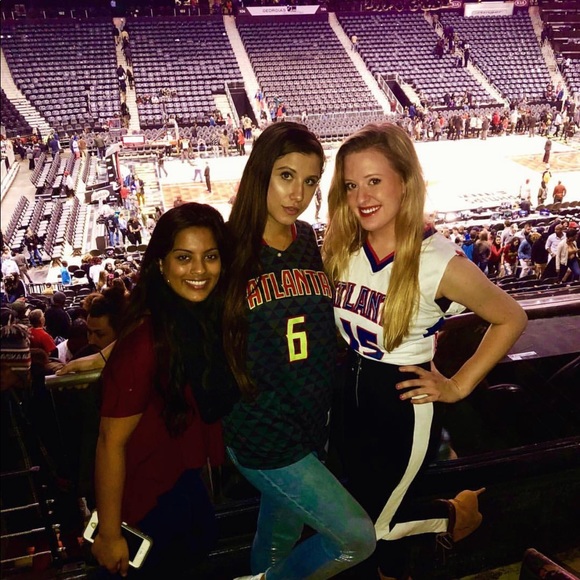 Meet your Posher, Caroline - Picture 5 of 5