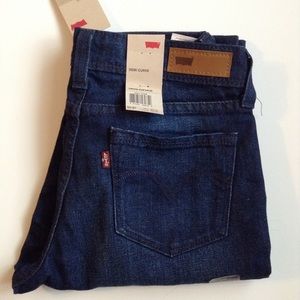 Levi's Curve Id