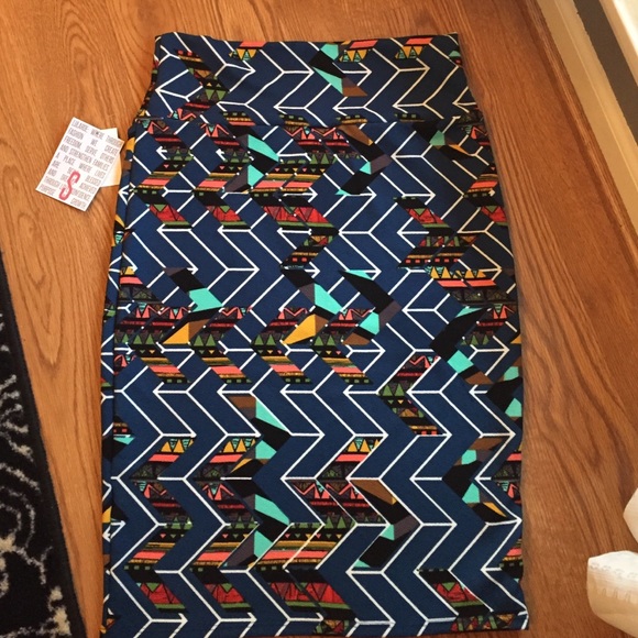 NWT LuLaRoe Cassie Skirt