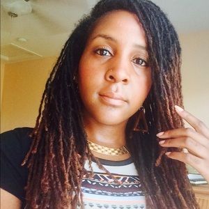 Meet your Posher, Darissa