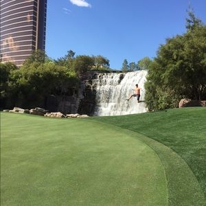 Meet your Posher, Aaron