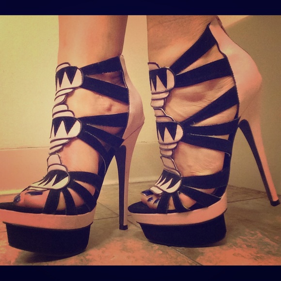 Shoedazzle platform stilettos