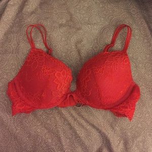 Victoria's Secret Very Sexy Push Up 34B