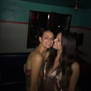 Meet your Posher, Bari