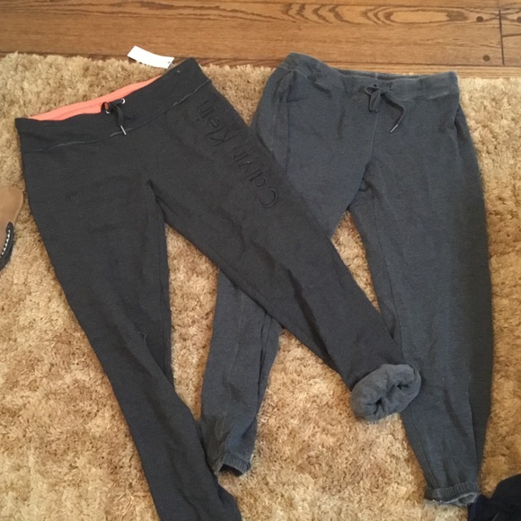 2 pairs Calvin Klein sweatpants