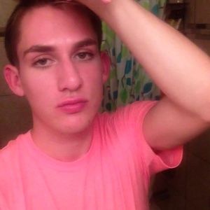 Meet your Posher, Larry