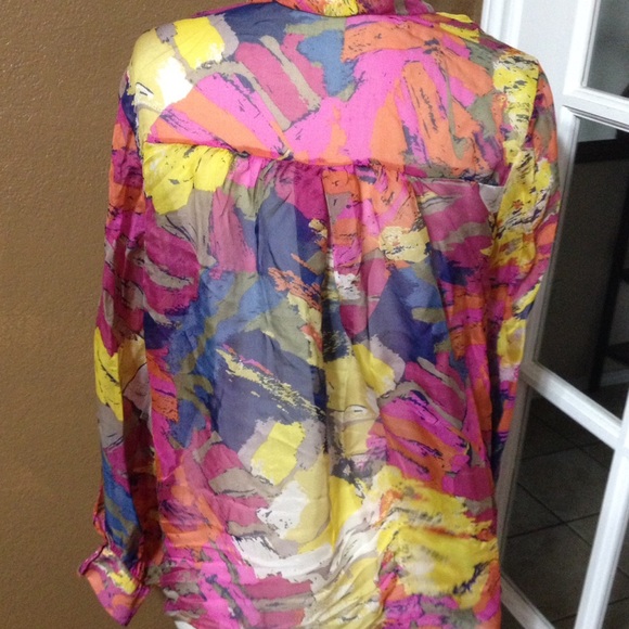 💝Sent as Gift 💝Multicolor Floral Silk Blouse - Picture 4 of 4