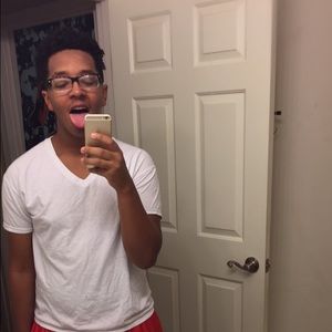 Meet your Posher, Josiah