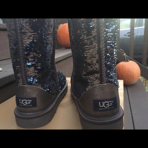 SOLD - Picture 3 of 4