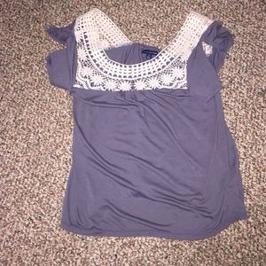 Gray short sleeve shirt! Only wore once!