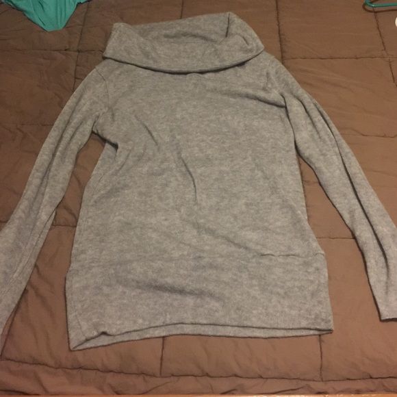 Super warm grey sweatshirt