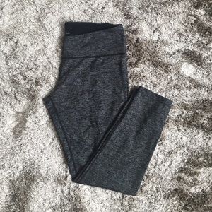 Cropped Workout Leggings
