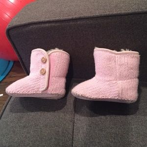 Baby UGGs in light pink.