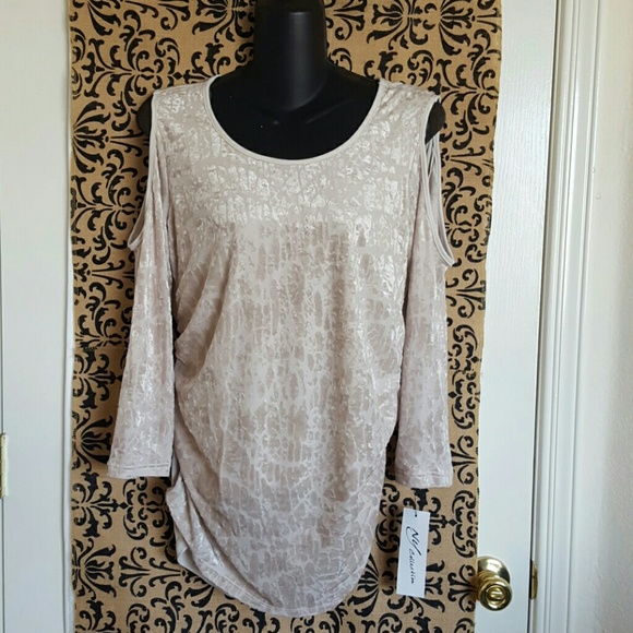 💥FINAL SALE!!💥SWEATER BLOUSE - Picture 2 of 3