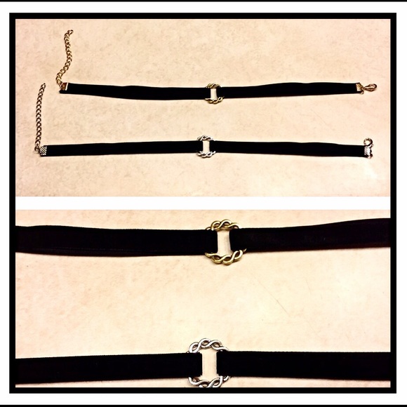 Black Velvet Choker Necklace With Gold Ring sold - Picture 3 of 4